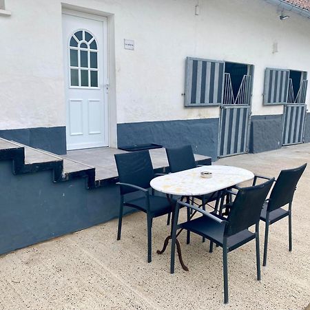 Gites Casale Di Vito Longvilliers  Zewnętrze zdjęcie