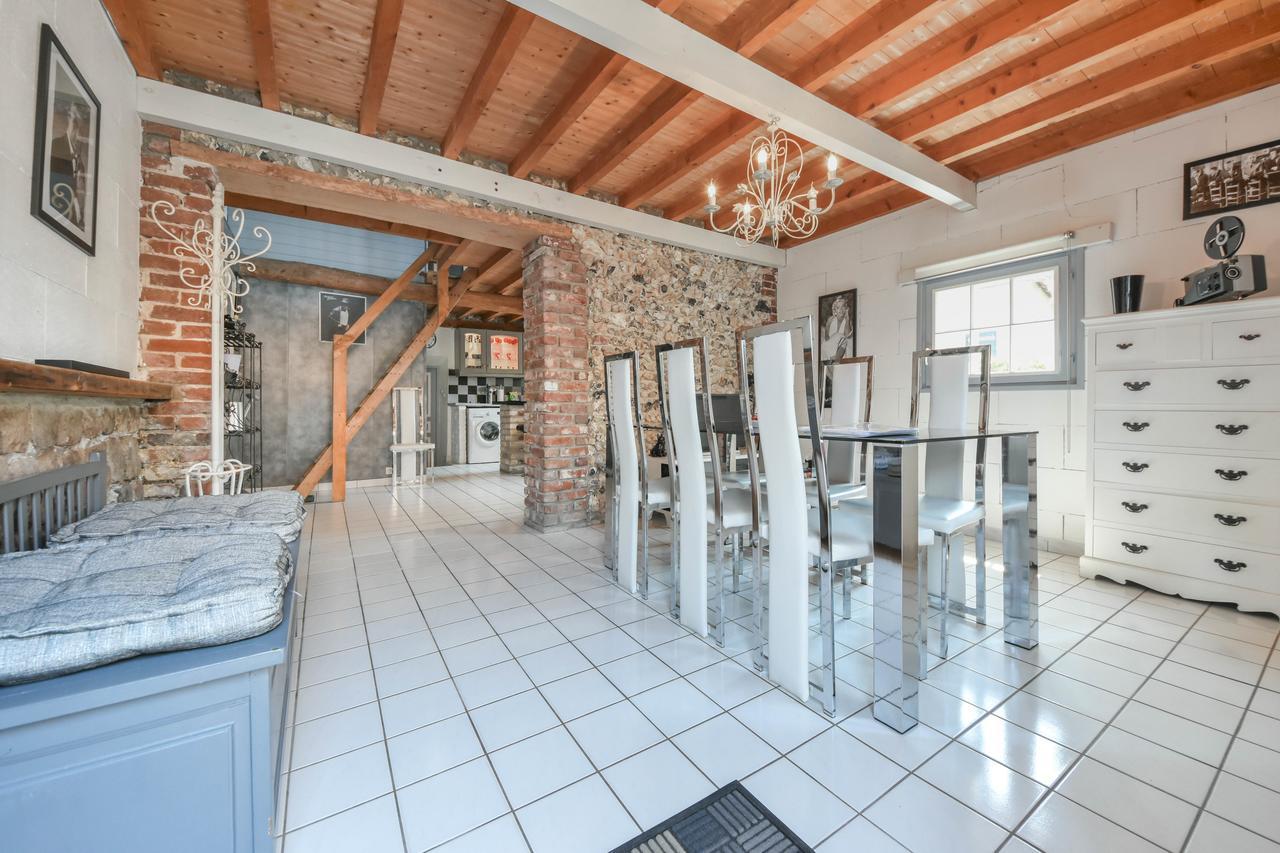 Gites Casale Di Vito Longvilliers  Zewnętrze zdjęcie